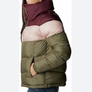 Columbia Puffect Color Blocked puffer jacket XL, Excellent Condition